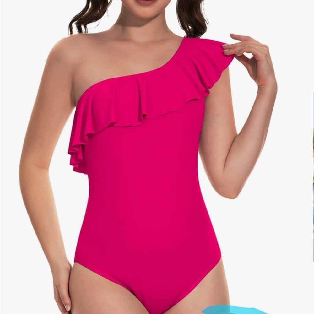 Elegant Pink Ruffled One-Shoulder Swimsuit